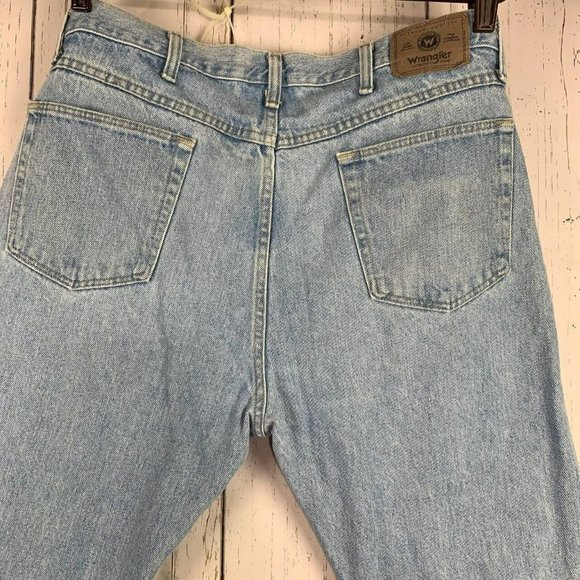 Wrangler 38x30 Straight Fit Faded Mid Rise Light Blue Jeans Pants Denim Mens - Picture 5 of 12